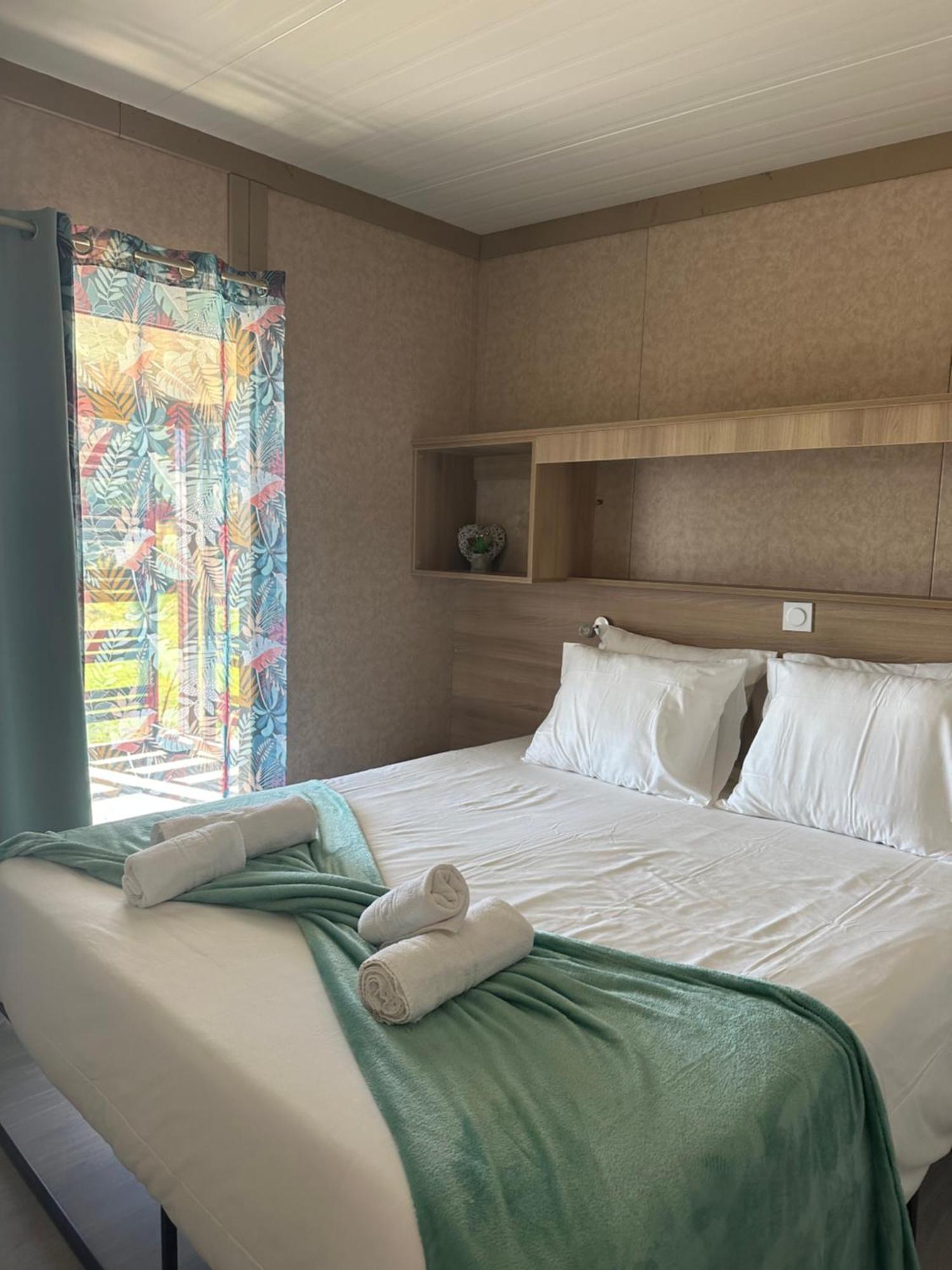 Les Chalets De La Residence A Santa Trinita Bonifacio  Esterno foto